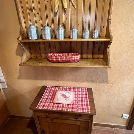 Des Amoureux Apartment *